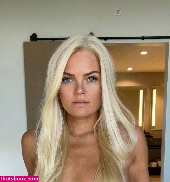 Nellie Cronen Photo #58