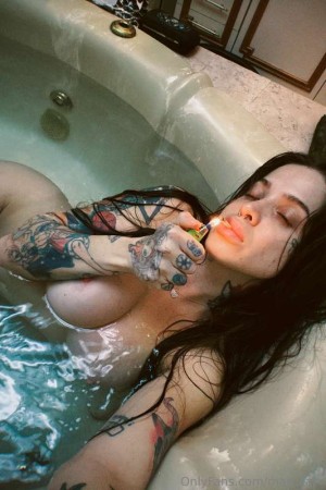 Maru Karv Photo #193