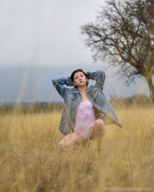 Yazmin Cabrera Photo #10