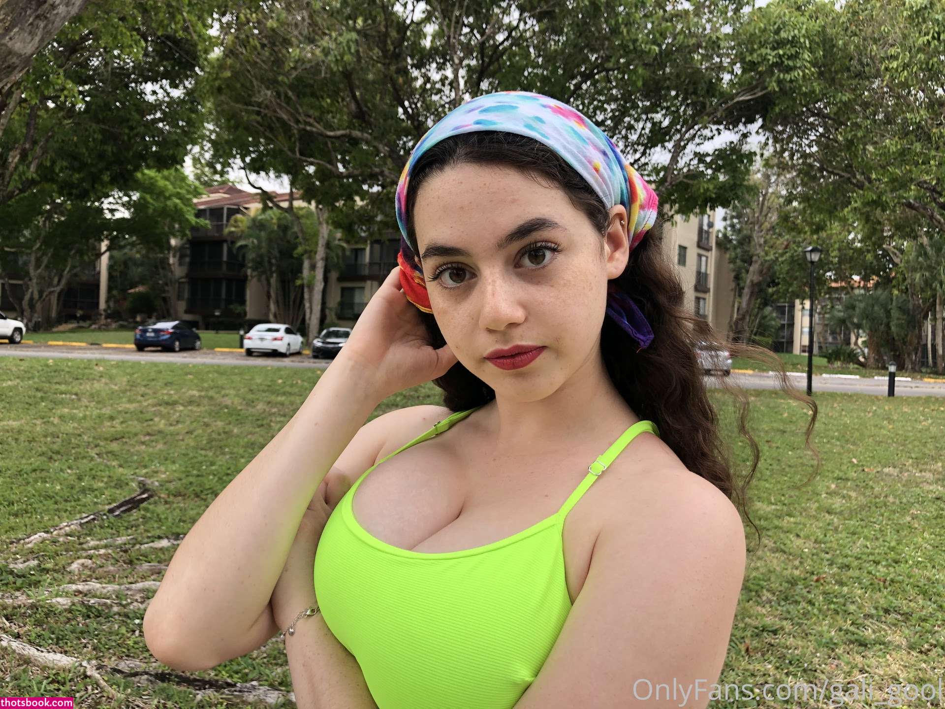 Gali Gool Photo #117