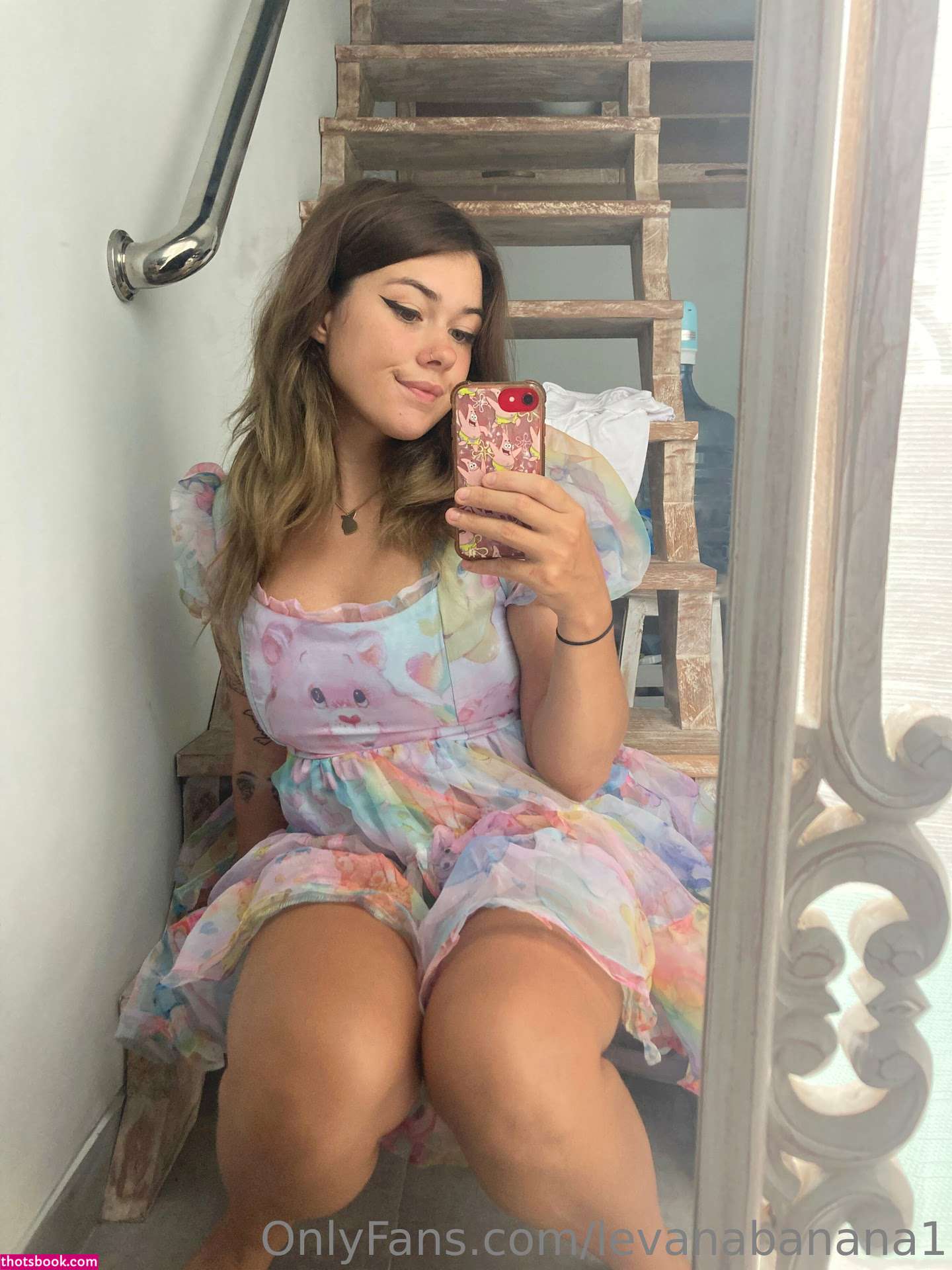 Levana Banana Photo #143