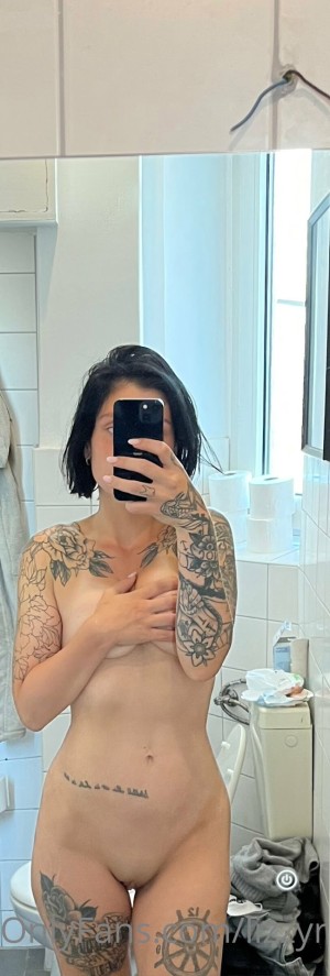 Lizzyrubin Photo #25