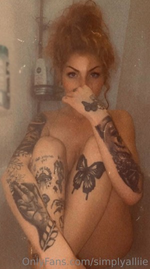 simplyalliie Photo #29