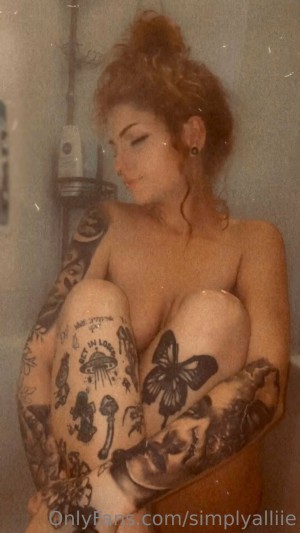 simplyalliie Photo #30