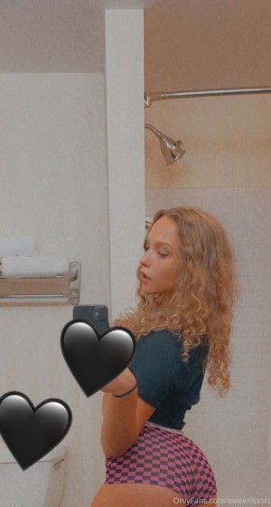 Evie Erikson Photo #108