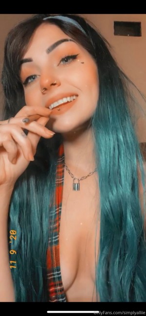 simplyalliie Photo #95