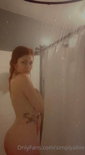 simplyalliie Photo #97