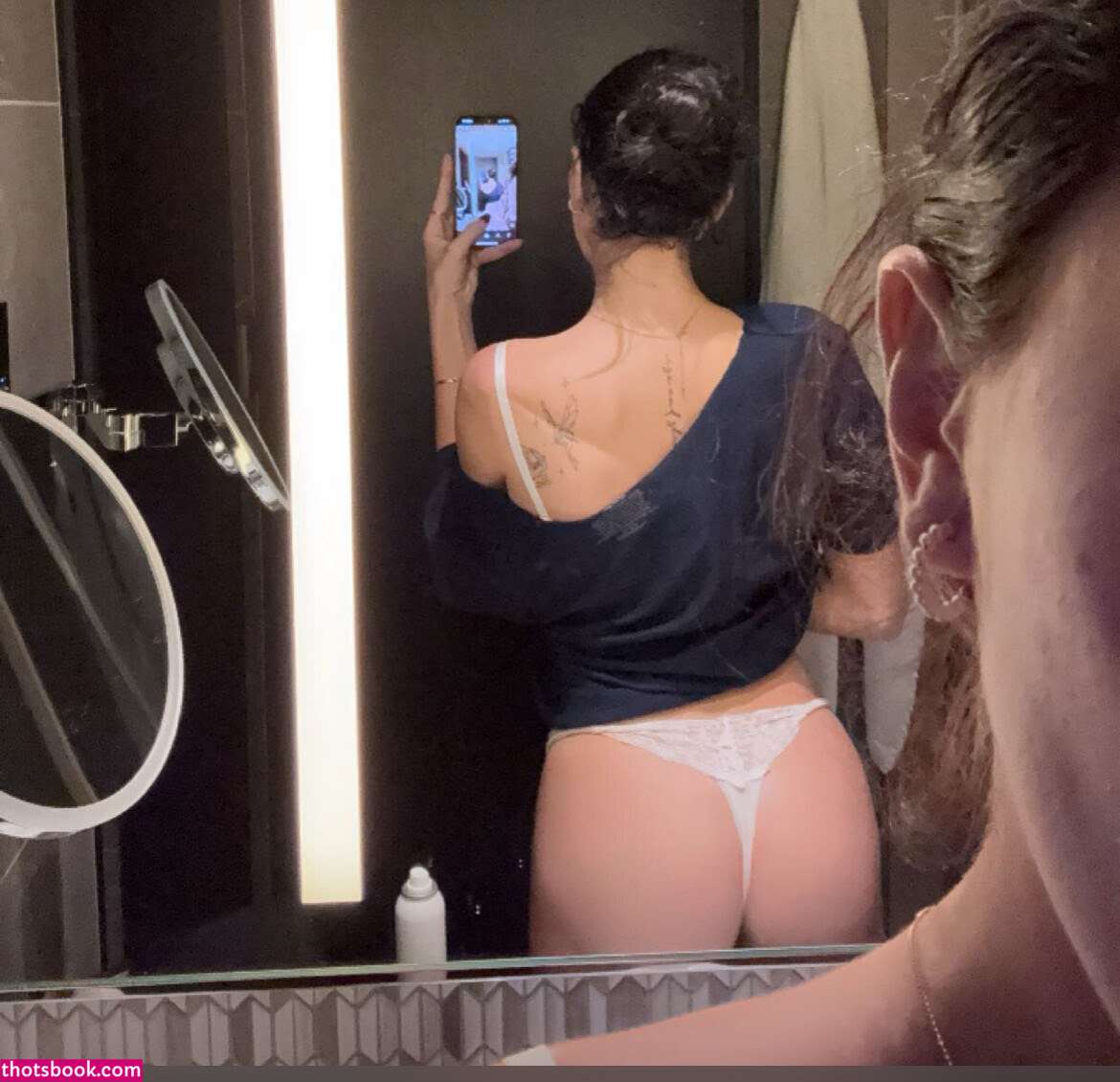 Ellie Vandeel Photo #41