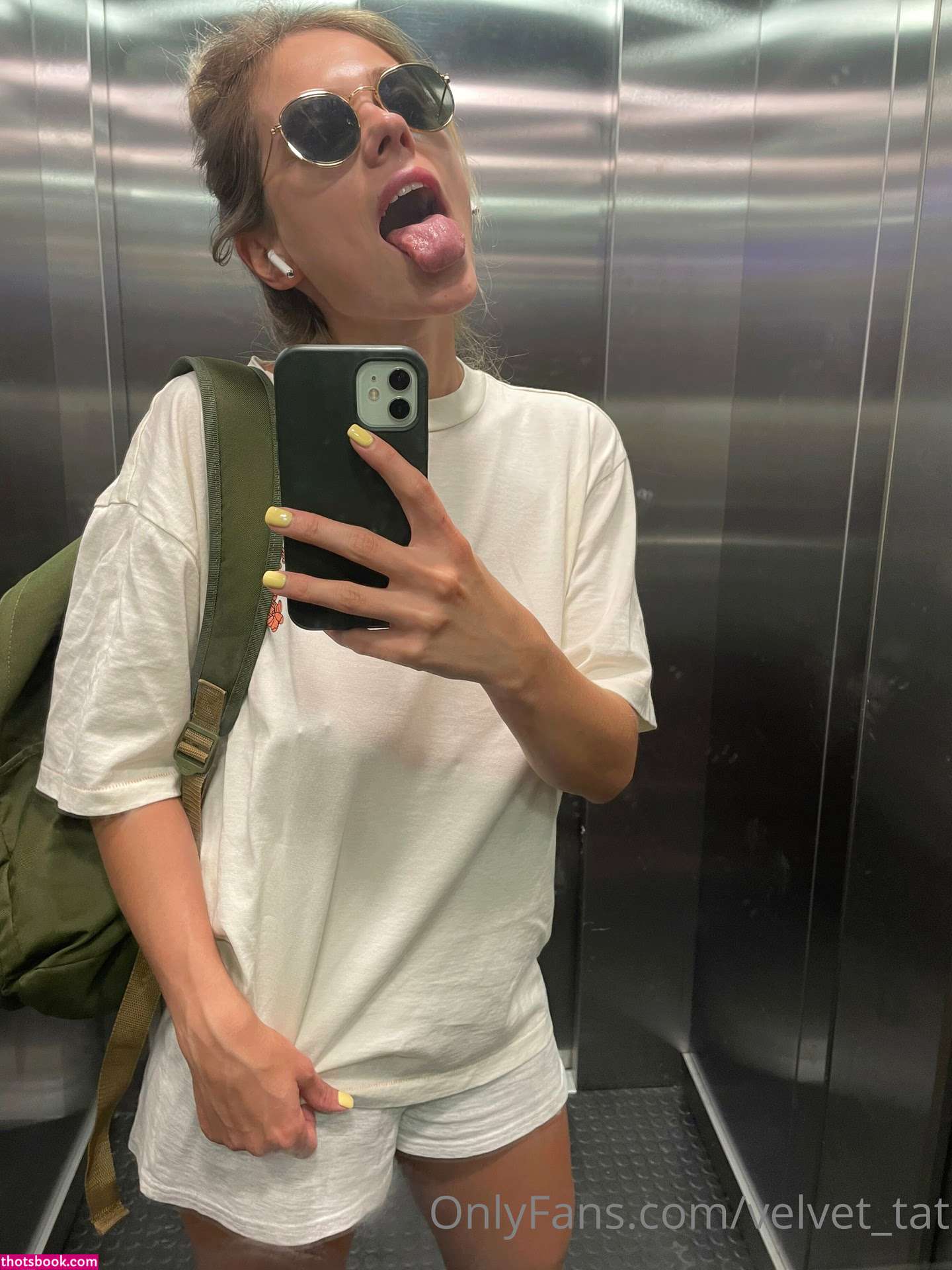 Velvet Tat Photo #13