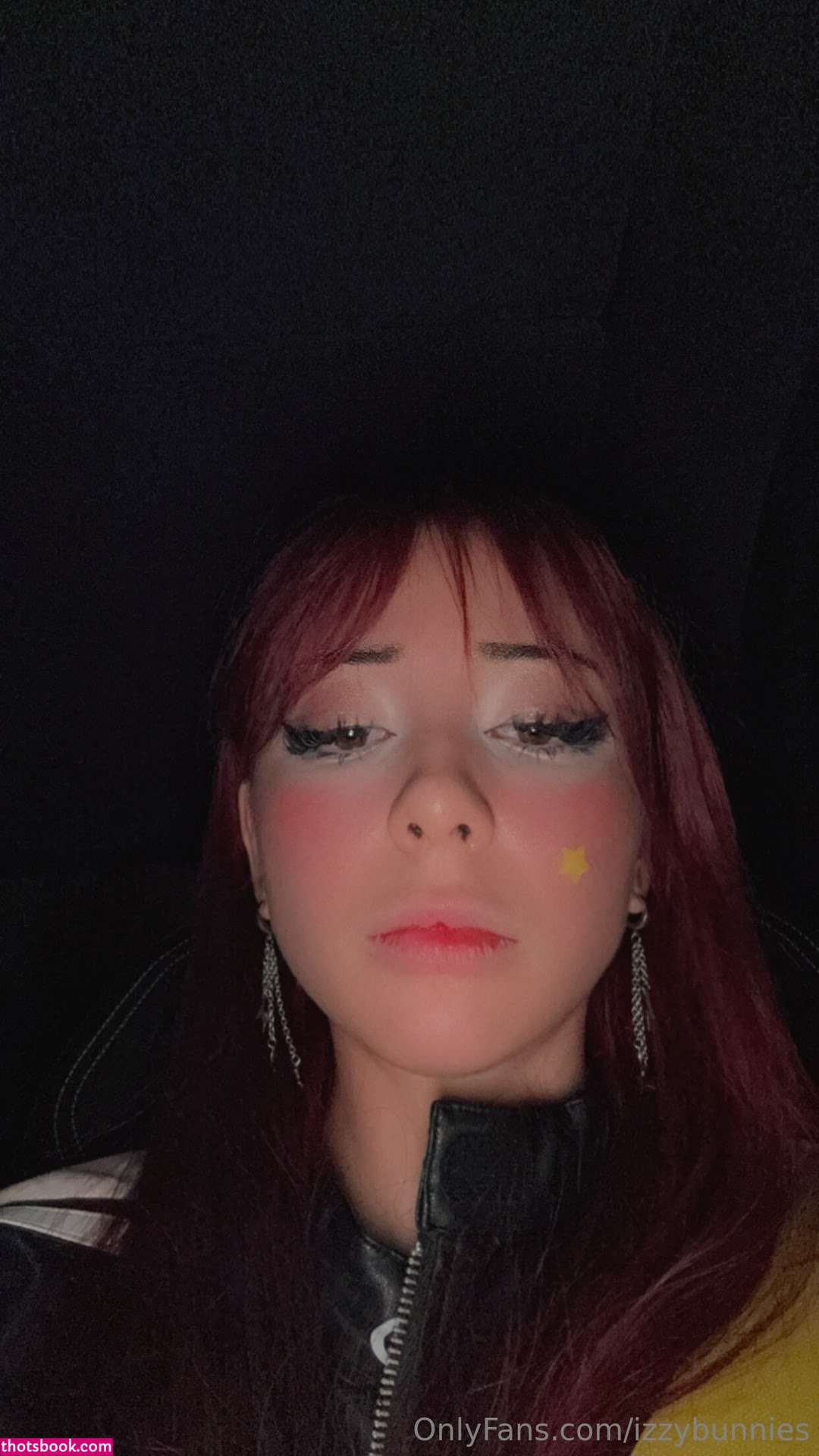 Izzybunnies Photo #1382