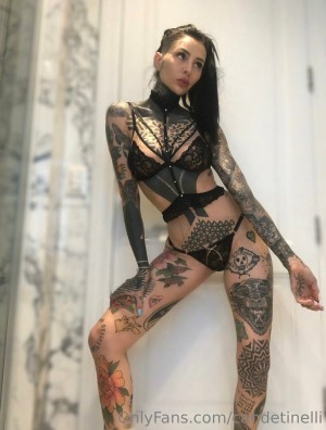 Candelaria Tinelli Photo #50