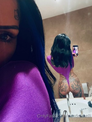 Candelaria Tinelli Photo #51