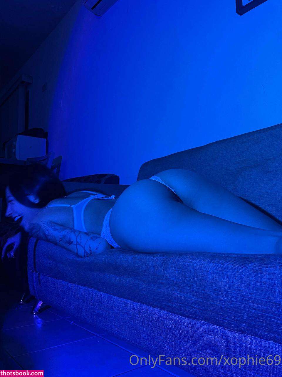 xophie Photo #15