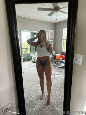 Autumn Rae Photo #12