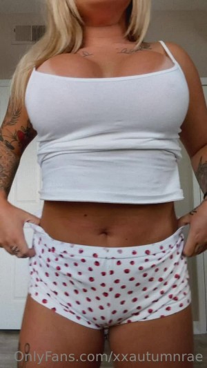 Autumn Rae Photo #14