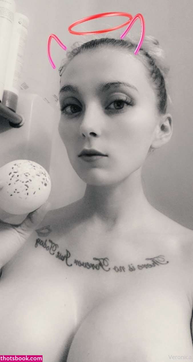 Veronica Marzzz Photo #7