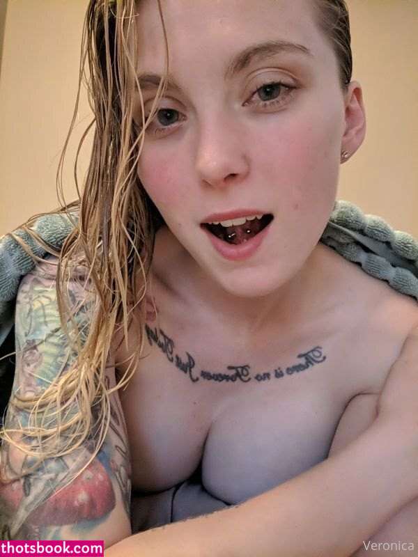Veronica Marzzz Photo #9