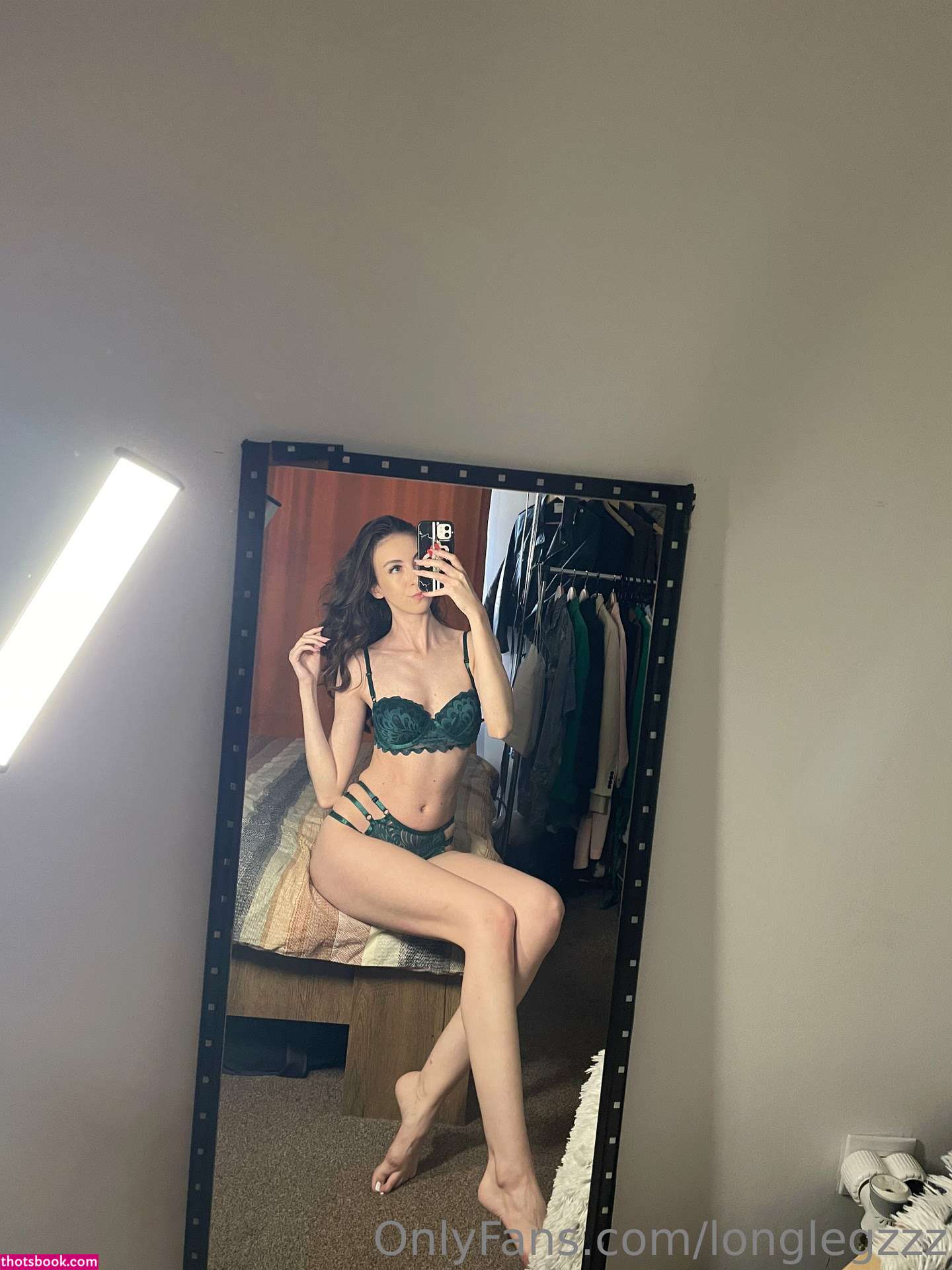 Longlegzzz Photo #78