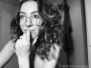 Longlegzzz Photo #213