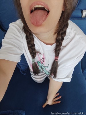 Alittlenekko Post #6