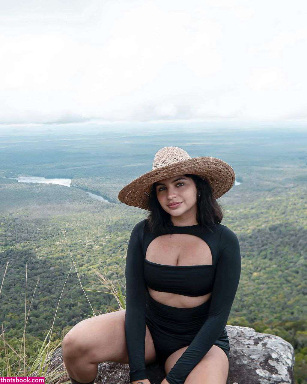 Marianyyaa Photo #23