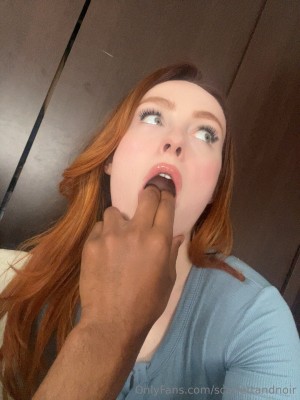 Scarlettandnoir Photo #10