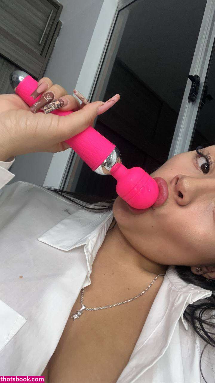 Valeria Ardila Photo #26