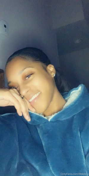 lilskinnybxtch Photo #65