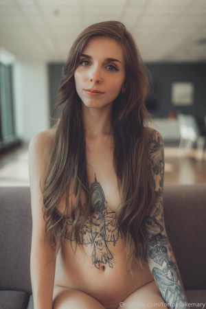 Maryanne Viau Photo #43