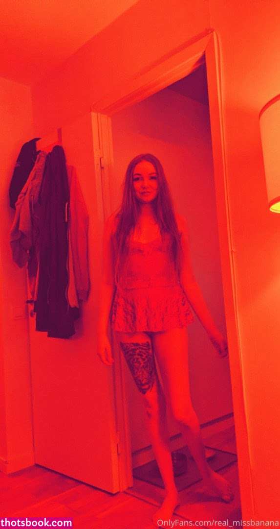 Miss Banana Photo #70