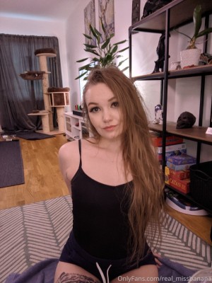 Miss Banana Photo #106