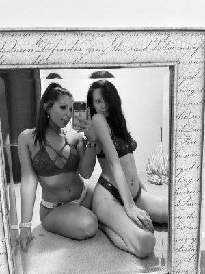 Whitneywren1 Photo #127