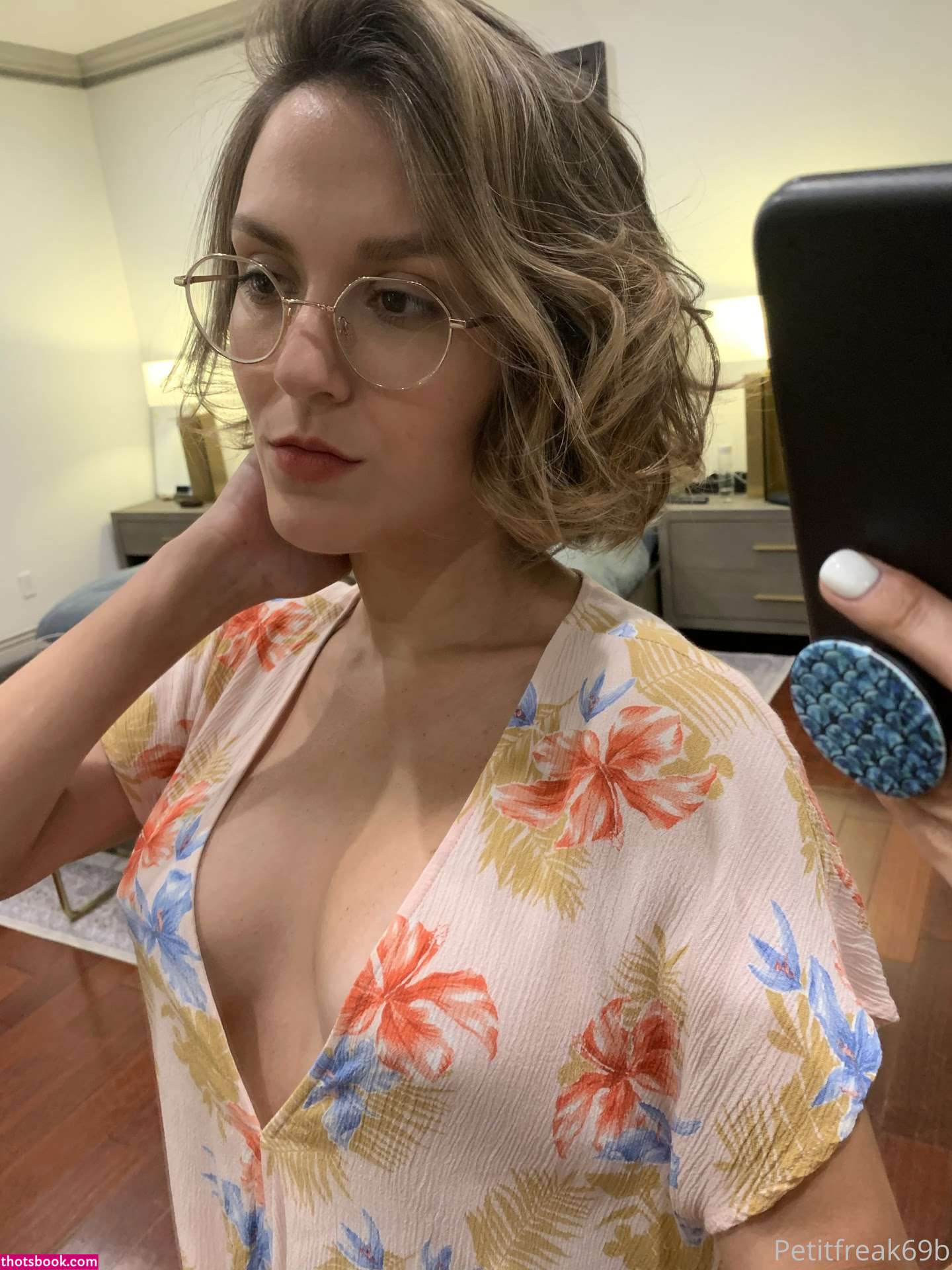 Petitfreak69b Photo #392