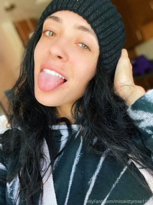 Misskittyrose1111 Photo #64