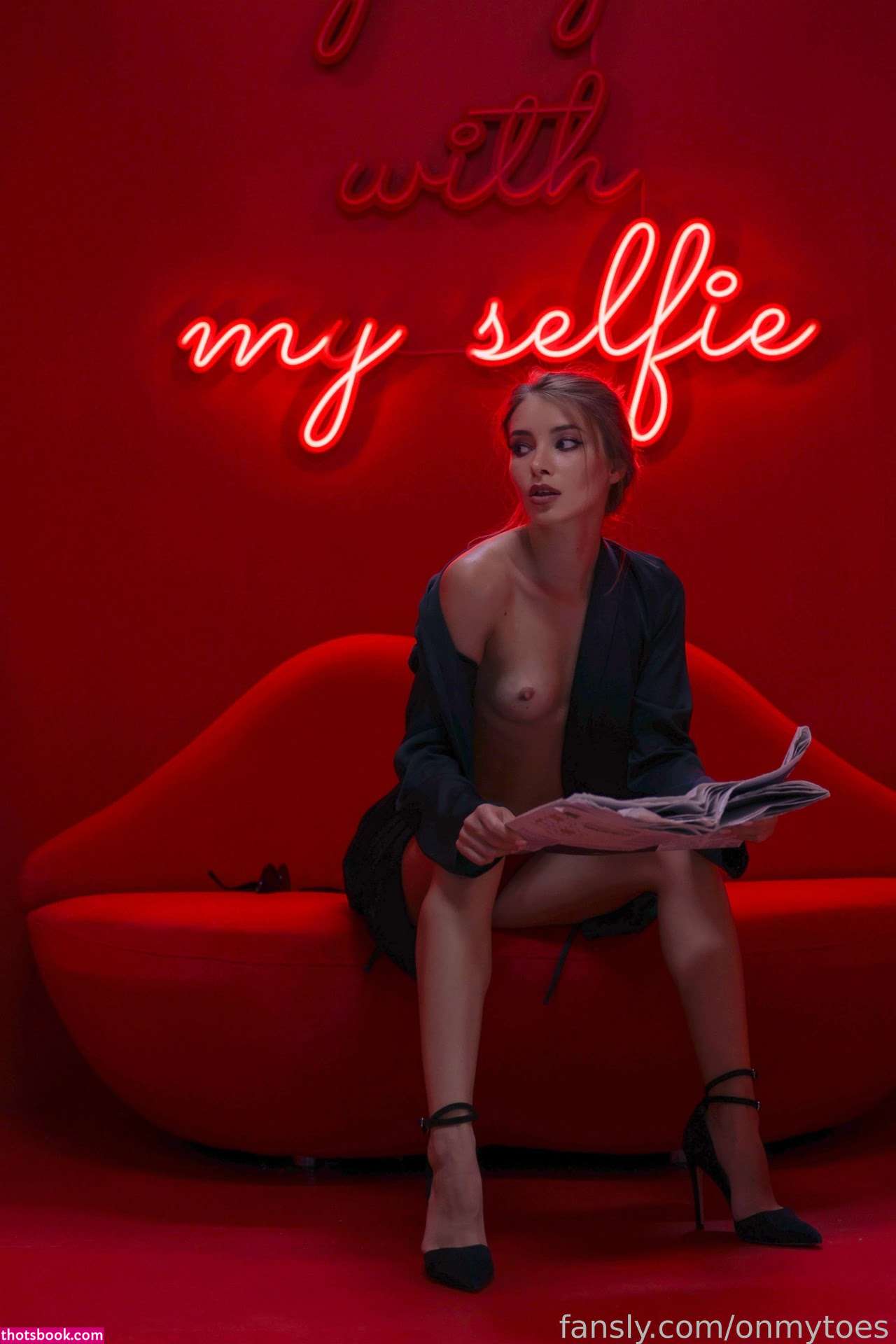 Minnie Bikini Photo #43