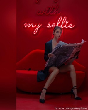 Minnie Bikini Photo #50