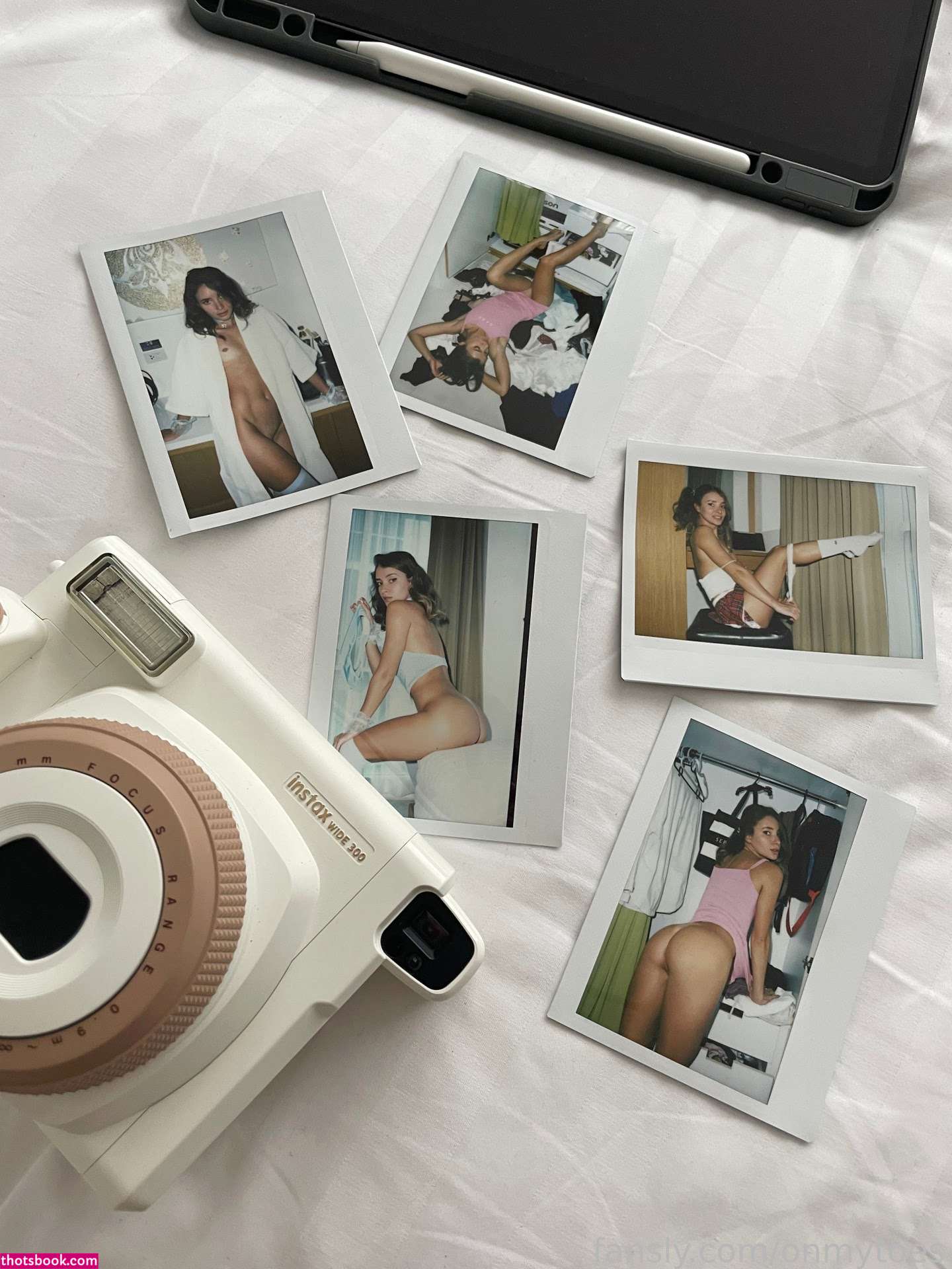 Minnie Bikini Photo #57