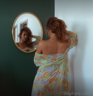 Brookliyn Wren Photo #11