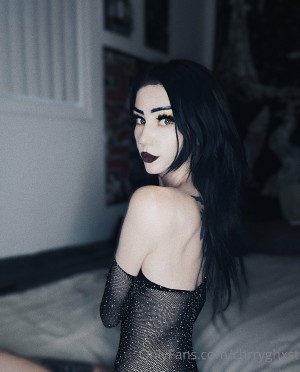 Hexdarling Photo #23