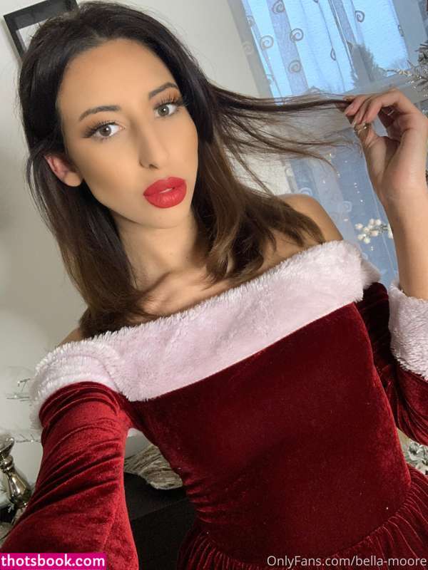 Bella Moore Photo #159