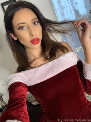 Bella Moore Photo #159