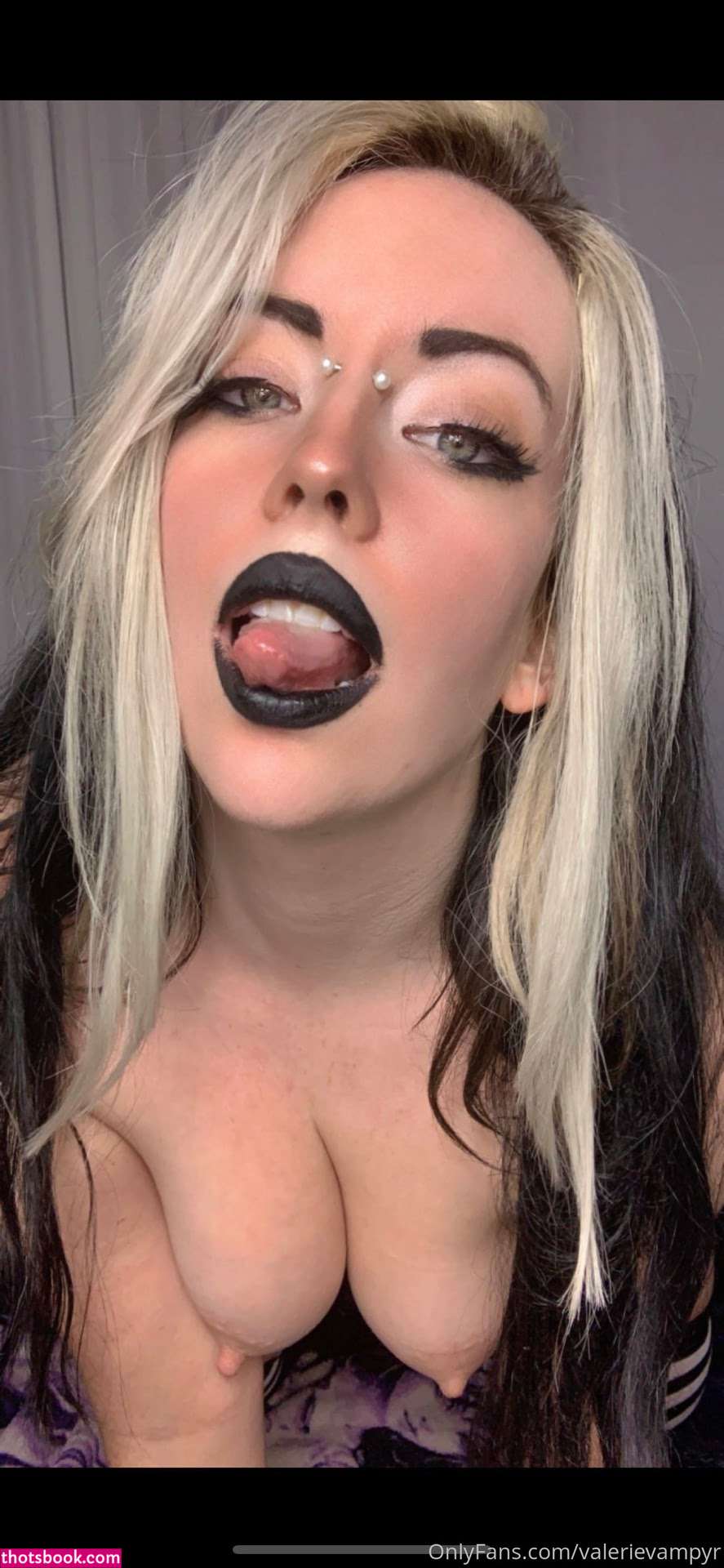 Valerie Vampyr Photo #169