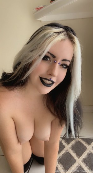 Valerie Vampyr Photo #278