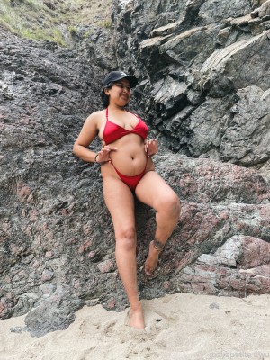 Maya Petite Photo #31