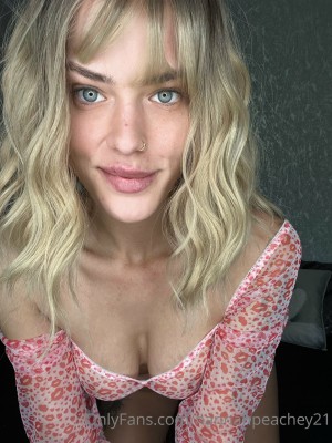 hannahpeachey21 Photo #124