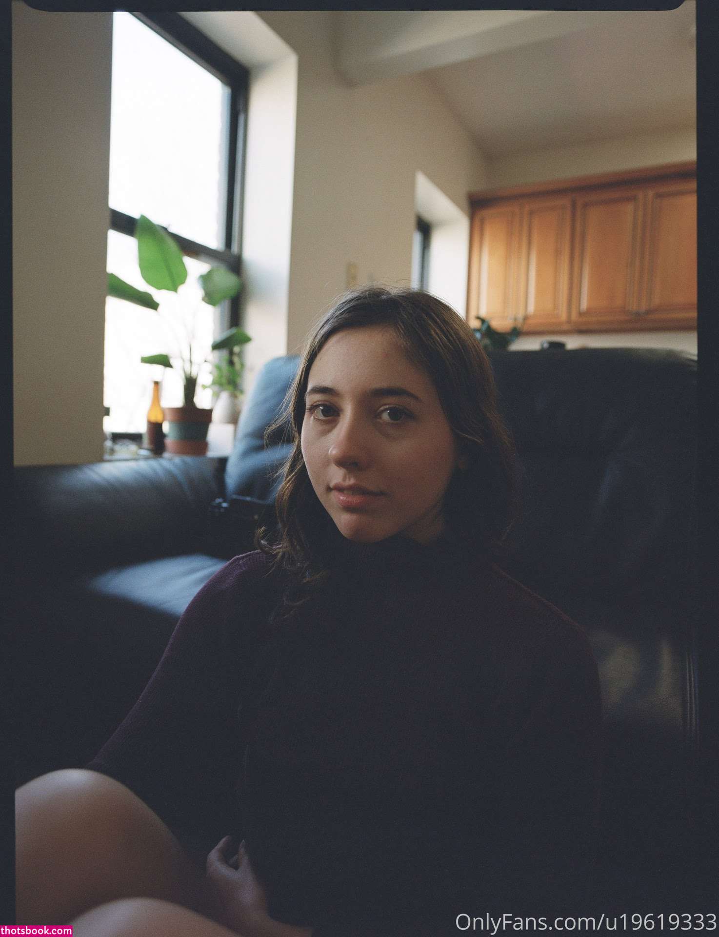 lovecharlaine Photo #130