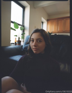 lovecharlaine Photo #130