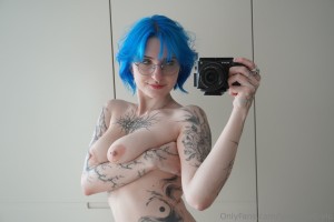 Lyra Crow Photo #915