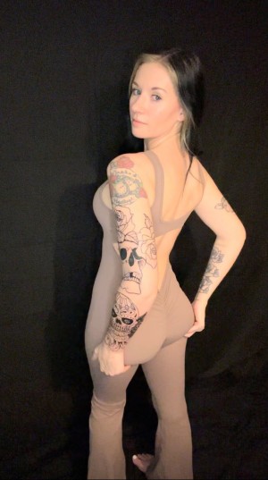 Shelby Parker Photo #8