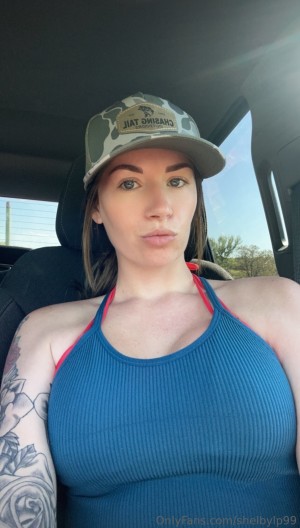 Shelby Parker Photo #31